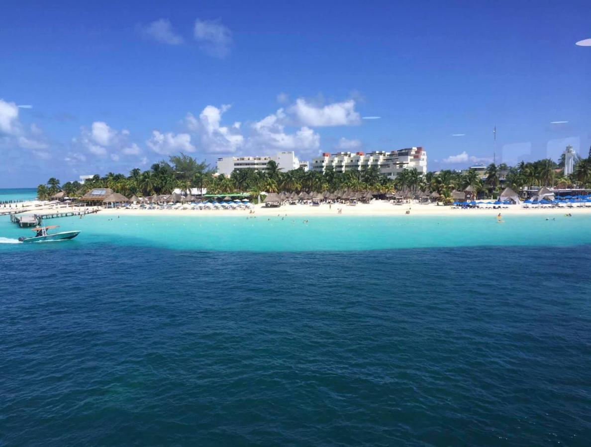 Hotel Bucaneros Isla Mujeres Kültér fotó